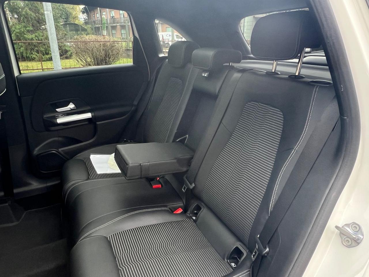 Mercedes-Benz B 180 Sport Plus B 180 D #7534