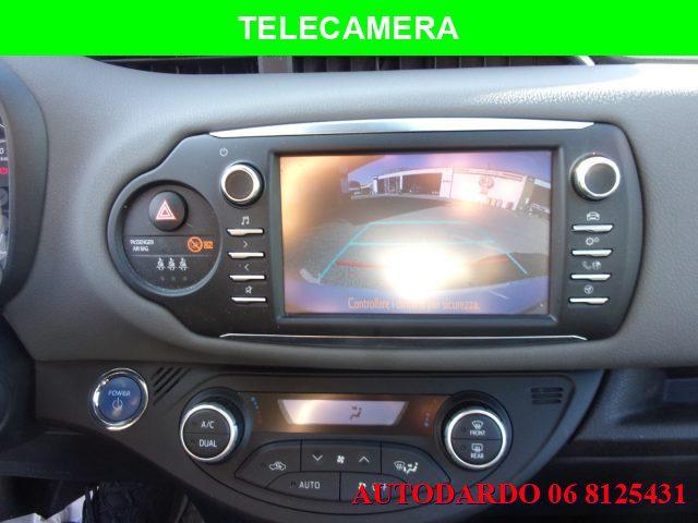 TOYOTA Yaris 1.5 Hybrid 5 porte Business