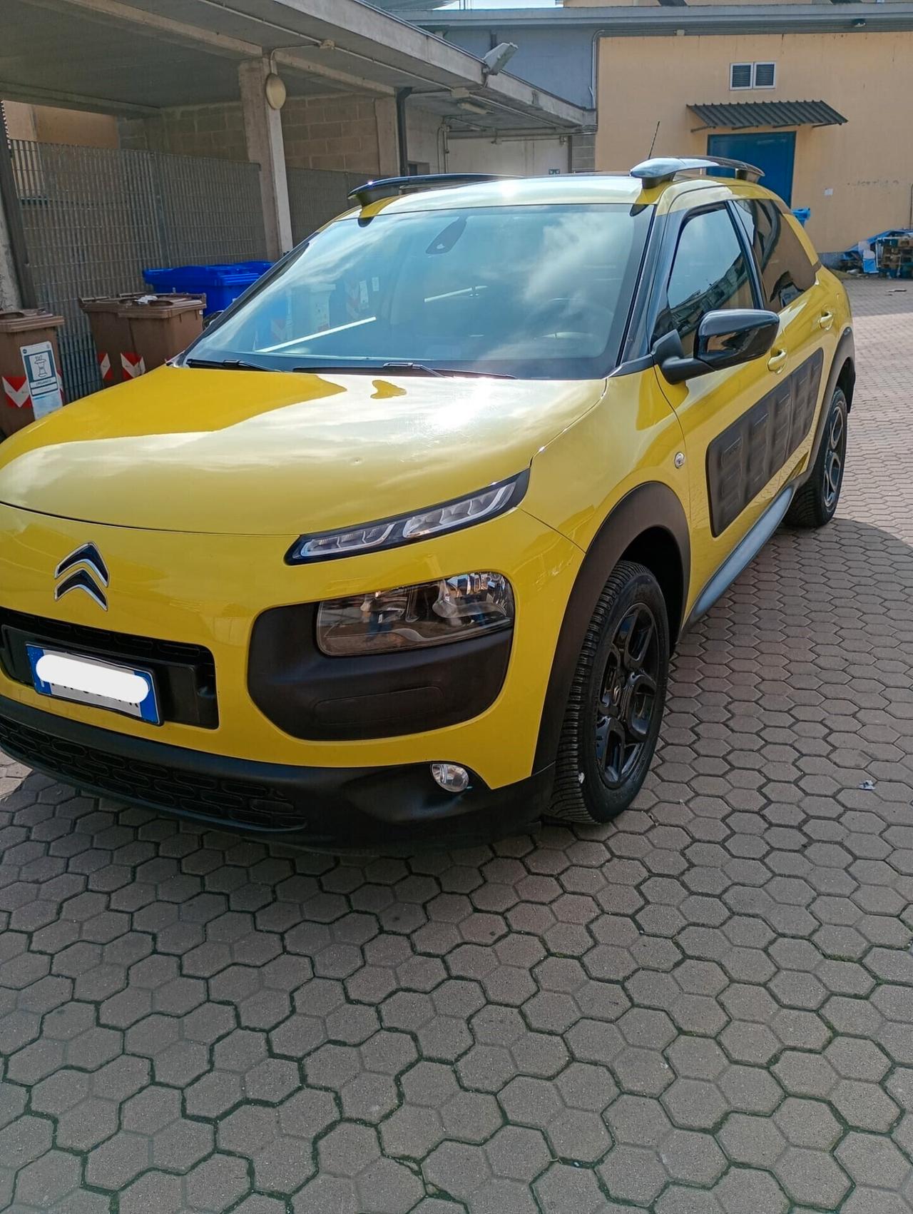 Citroen C4 BlueHDi CACTUS SHINE