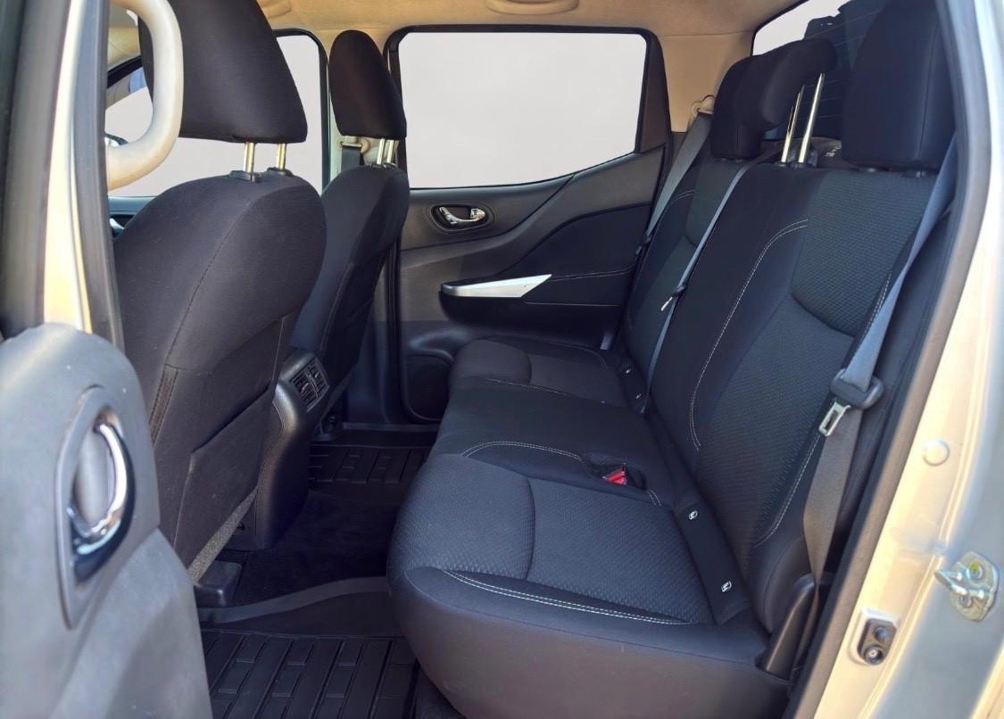 Nissan Navara 2.3 dCi 190 CV 7AT 4WD Double Cab N-Guard