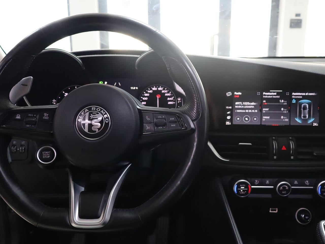 Alfa Romeo Giulia Executive 2.2 #9231