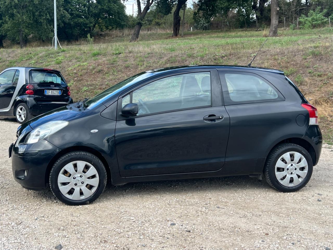 Toyota Yaris 1.0 3 porte NEOPATENTATI