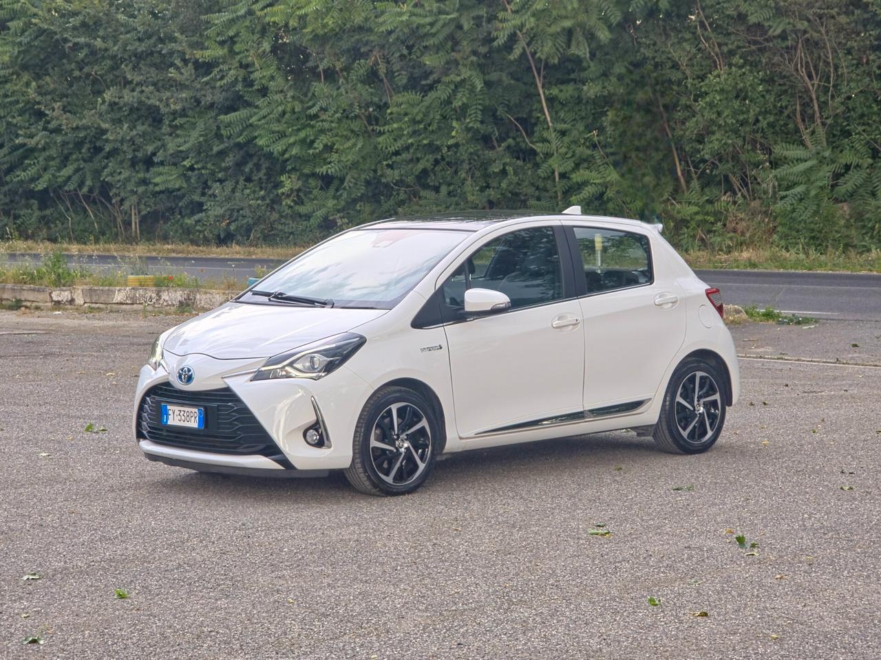 Toyota Yaris 1.5 Hybrid 5 porte GR-S E6 Automatico NEO 2019