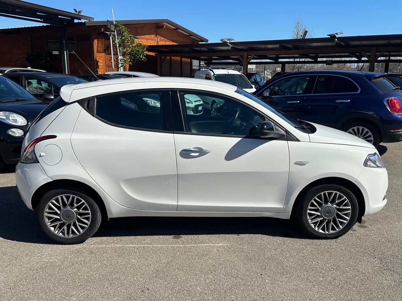 Lancia Ypsilon 1.3 MJT 95 CV 5 porte S&S
