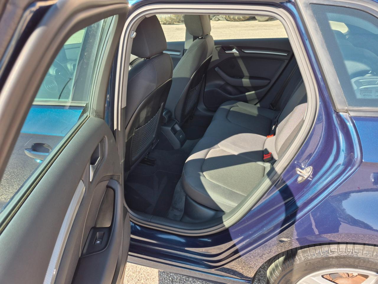 Audi A3 SPB 30 TDI S-LINE EXTERIOR