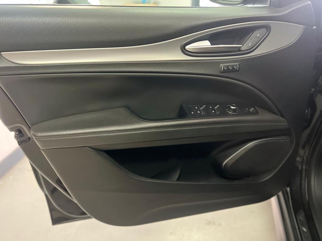 Alfa Romeo Stelvio 2.2 Turbodiesel 210 CV AT8 Q4 Executive