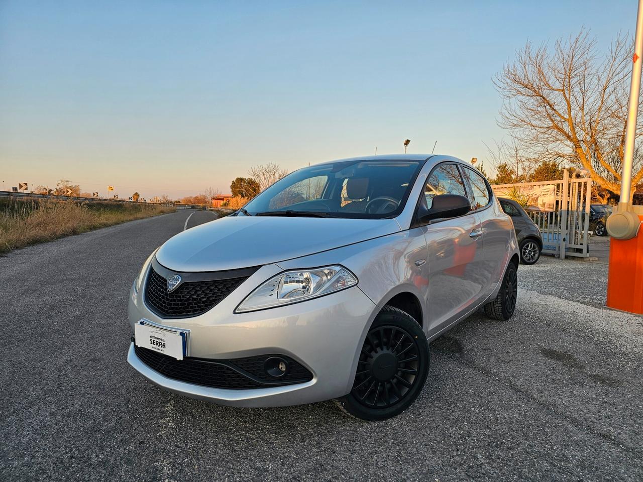 Lancia Ypsilon 1.2 69 CV 5 porte GPL Ecochic Elefantino Blu