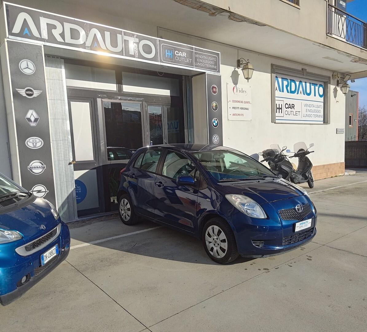 Toyota Yaris 1.0 Sol