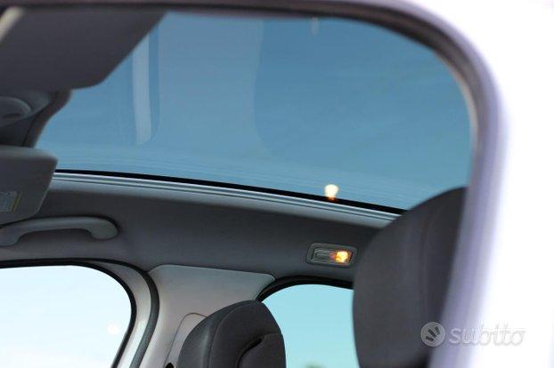 PEUGEOT 3008 1.6 HDi 110CV Tecno TETTO PANO.+ HE