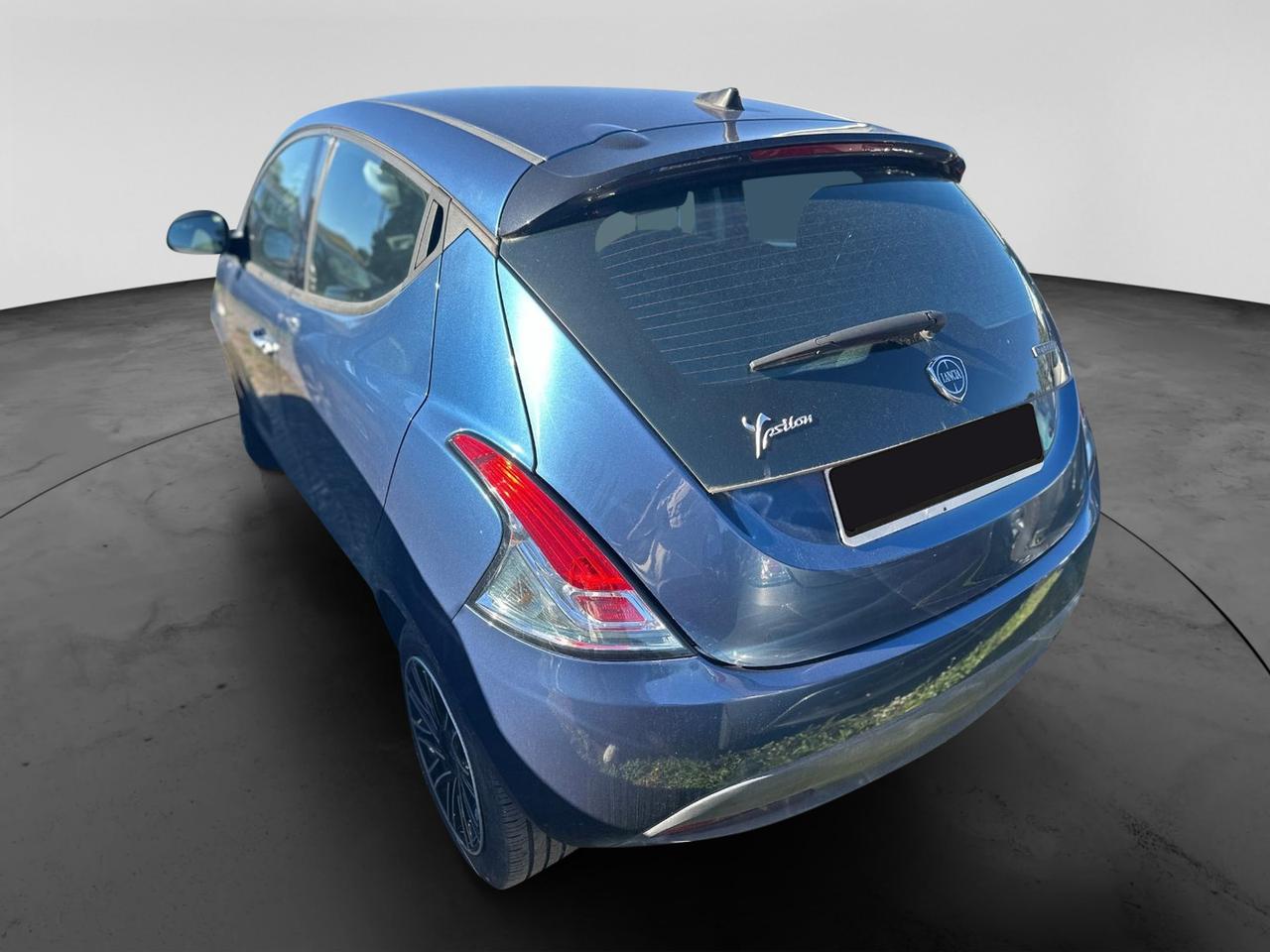 LANCIA Ypsilon III 2021 - Ypsilon 1.0 firefly hybrid Silver s&s 70cv