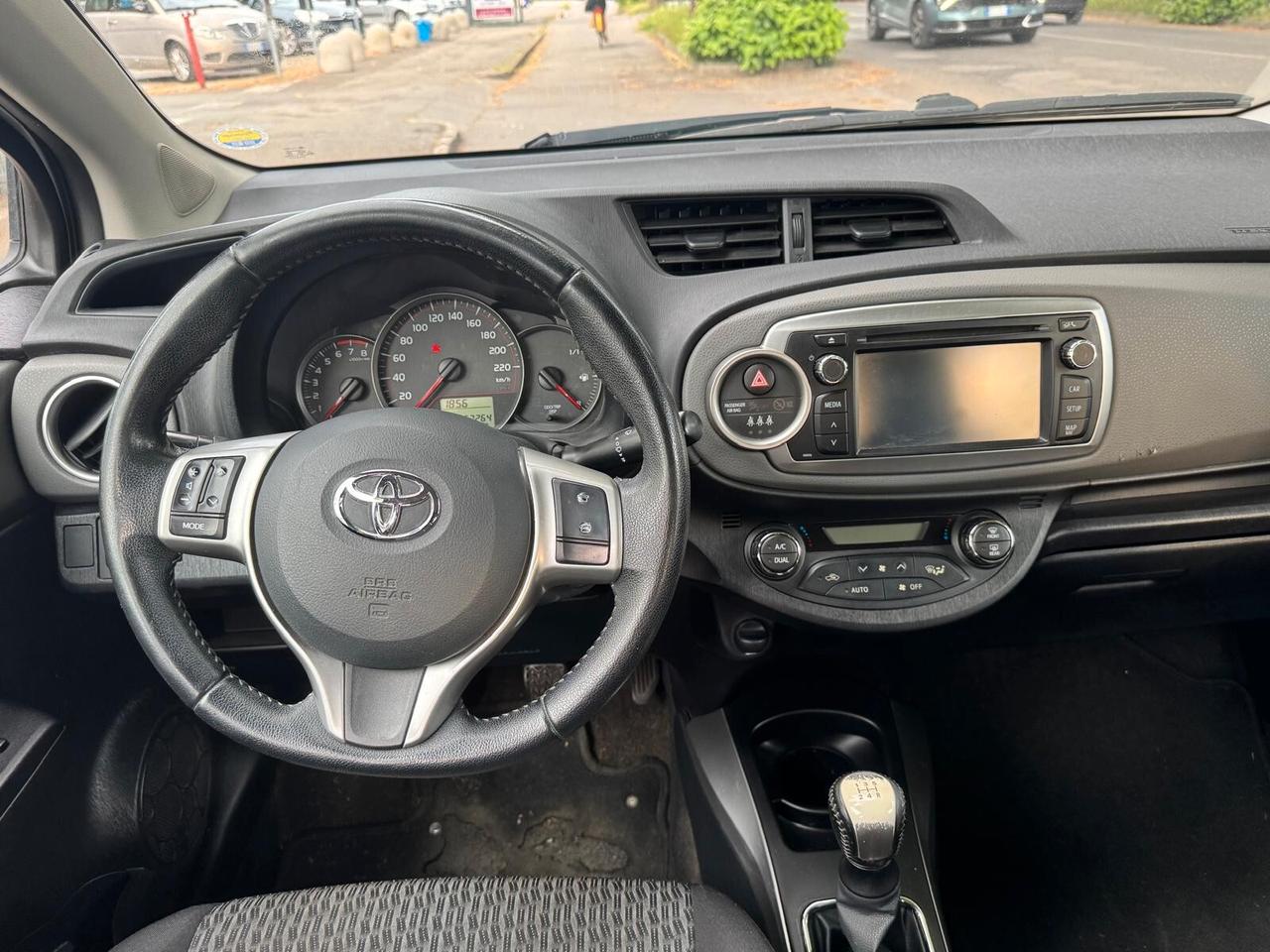Toyota Yaris 1.0 5 porte NEOPATEN GARANZIA 12 MESI