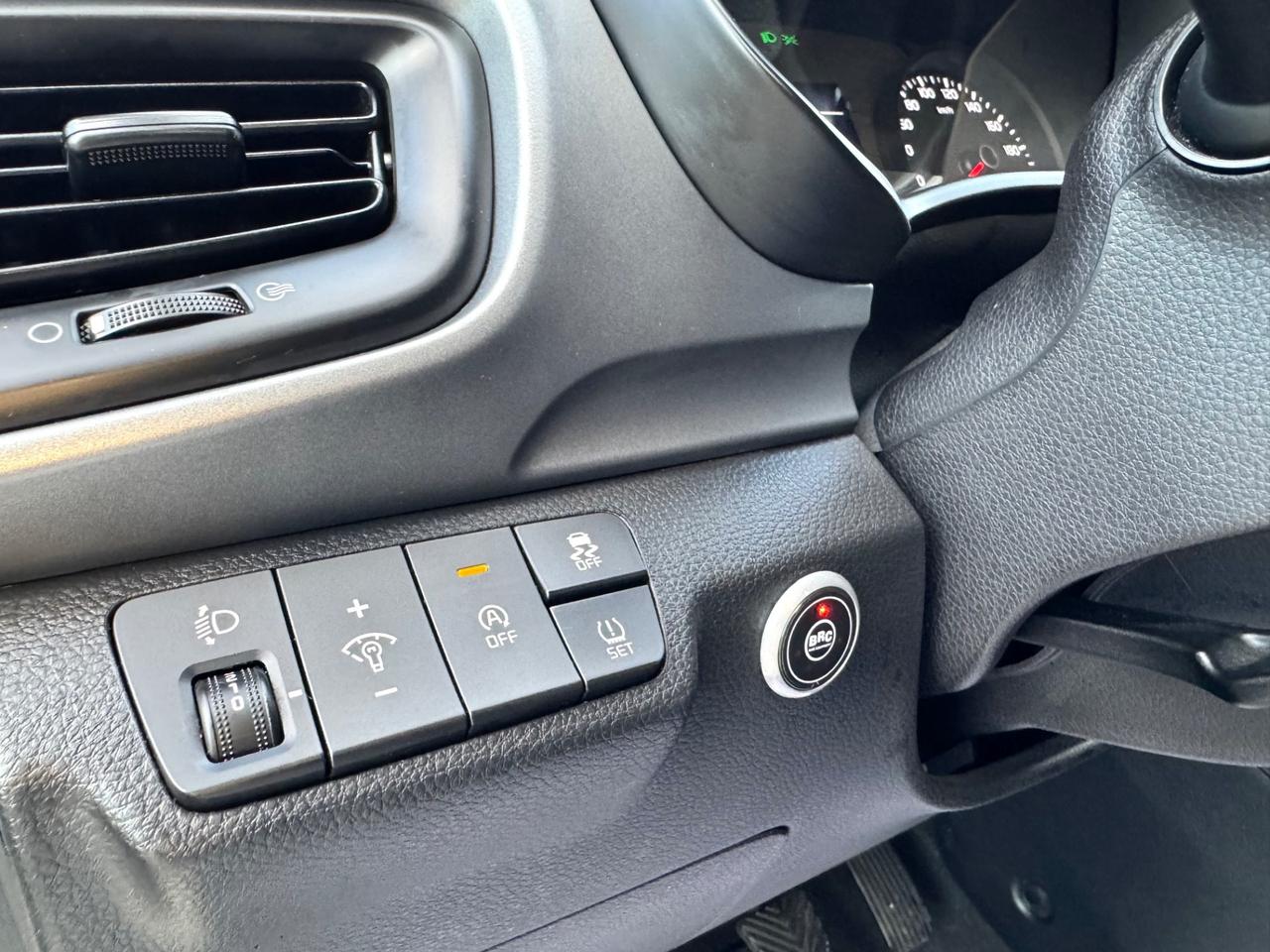 KIA STONIC 1.2 Eco GPL Urban - Carplay