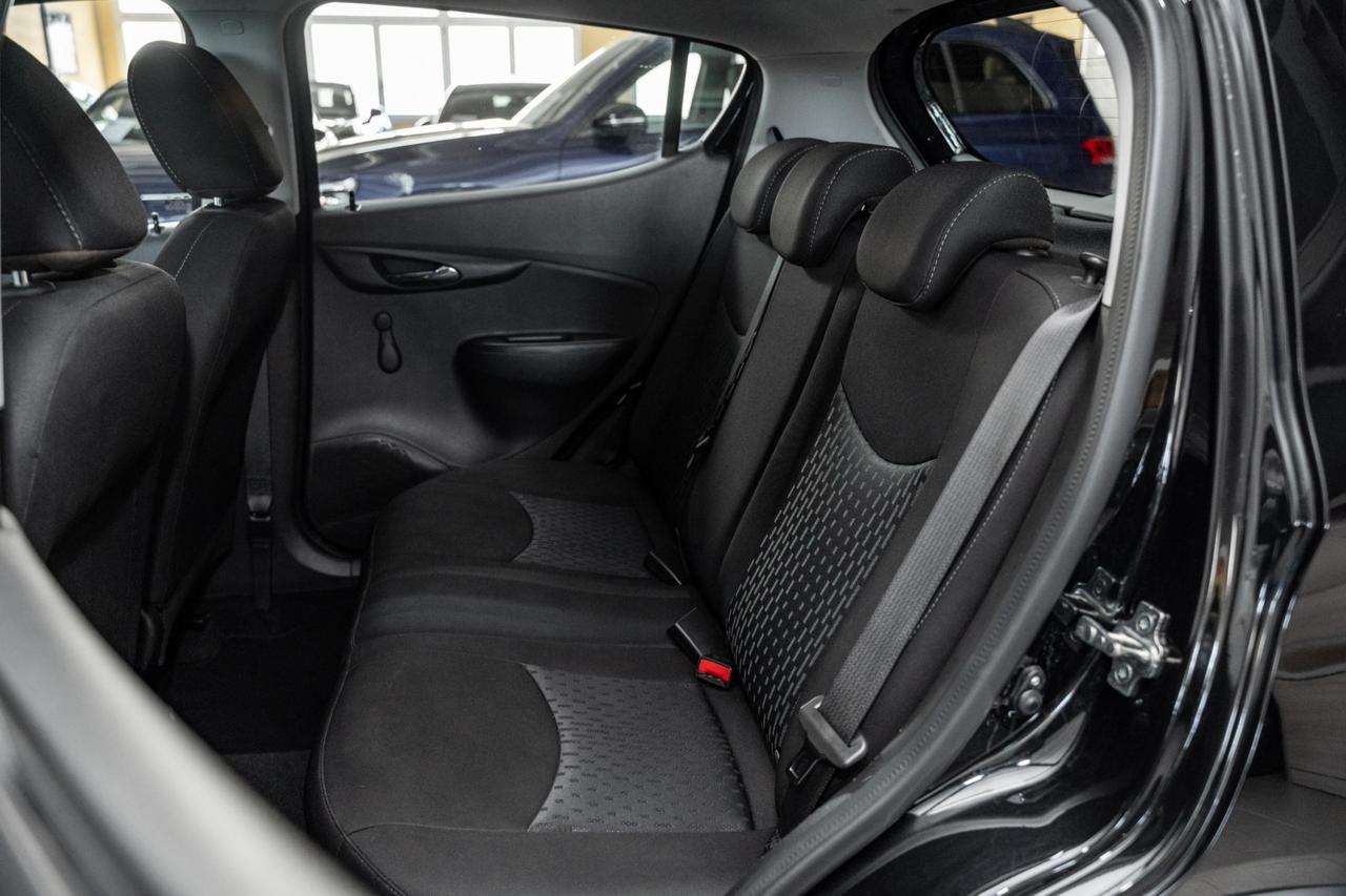 Opel Karl 1.0 Rocks 73cv my19