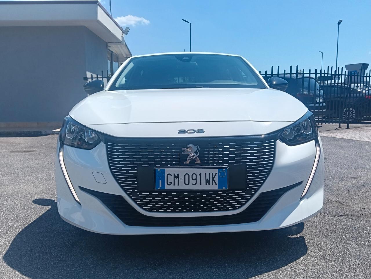 Peugeot 208 motore elettrico 136 CV 5 porte Allure Pack