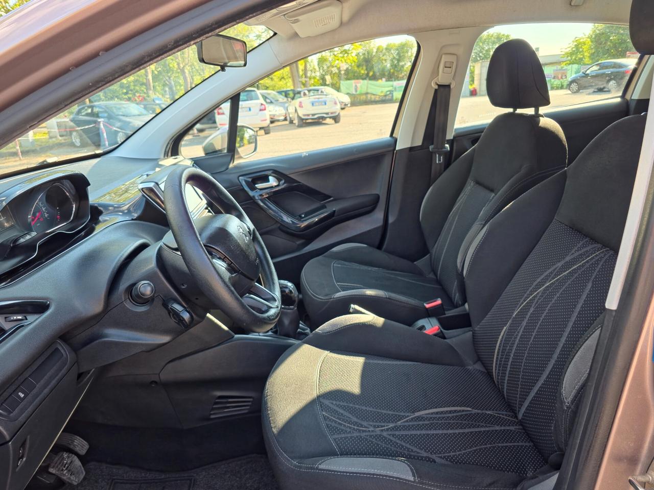 Peugeot 208 1.2 VTi 82 CV 5 porte Allure 2013-E5B Manuale NEO
