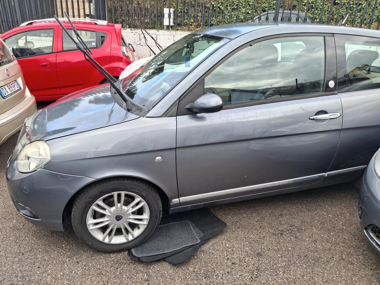 Lancia Ypsilon 1.4 Unyca Ecochic GPL