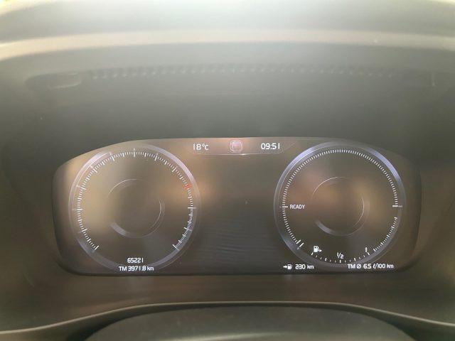 VOLVO XC40 T5 Recharge Plug-in Hybrid Inscription Expression