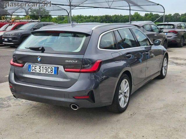 BMW 320 320d Touring xdrive Business Advant. auto - GE319C