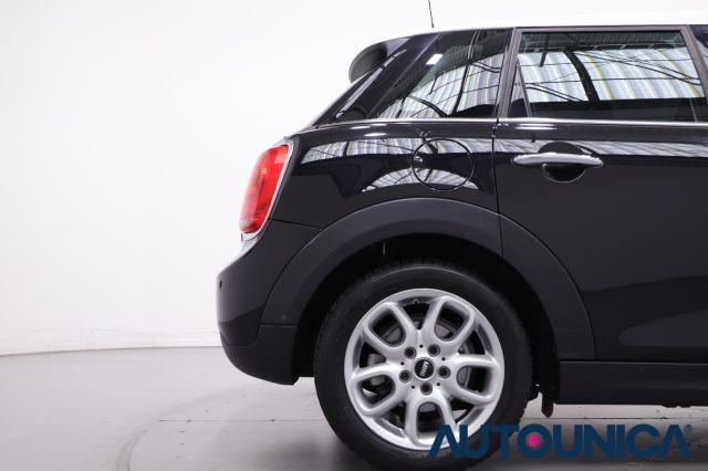 MINI Cooper 1.5 COOPER BOOST 5 PORTE AUTOMATICA
