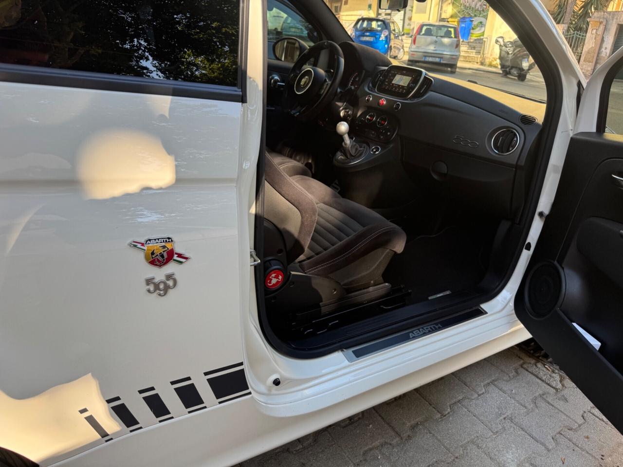 Abarth 595 1.4 Turbo T-Jet 180 CV Competizione