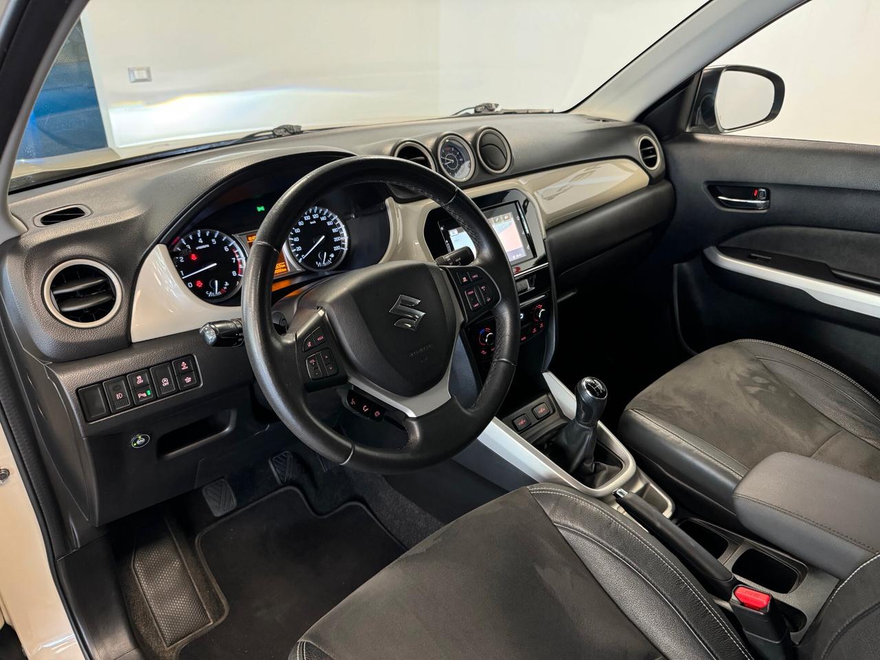 Suzuki Vitara 1.6 VVT V-Top GPL NAVI XENON 85.000 KM