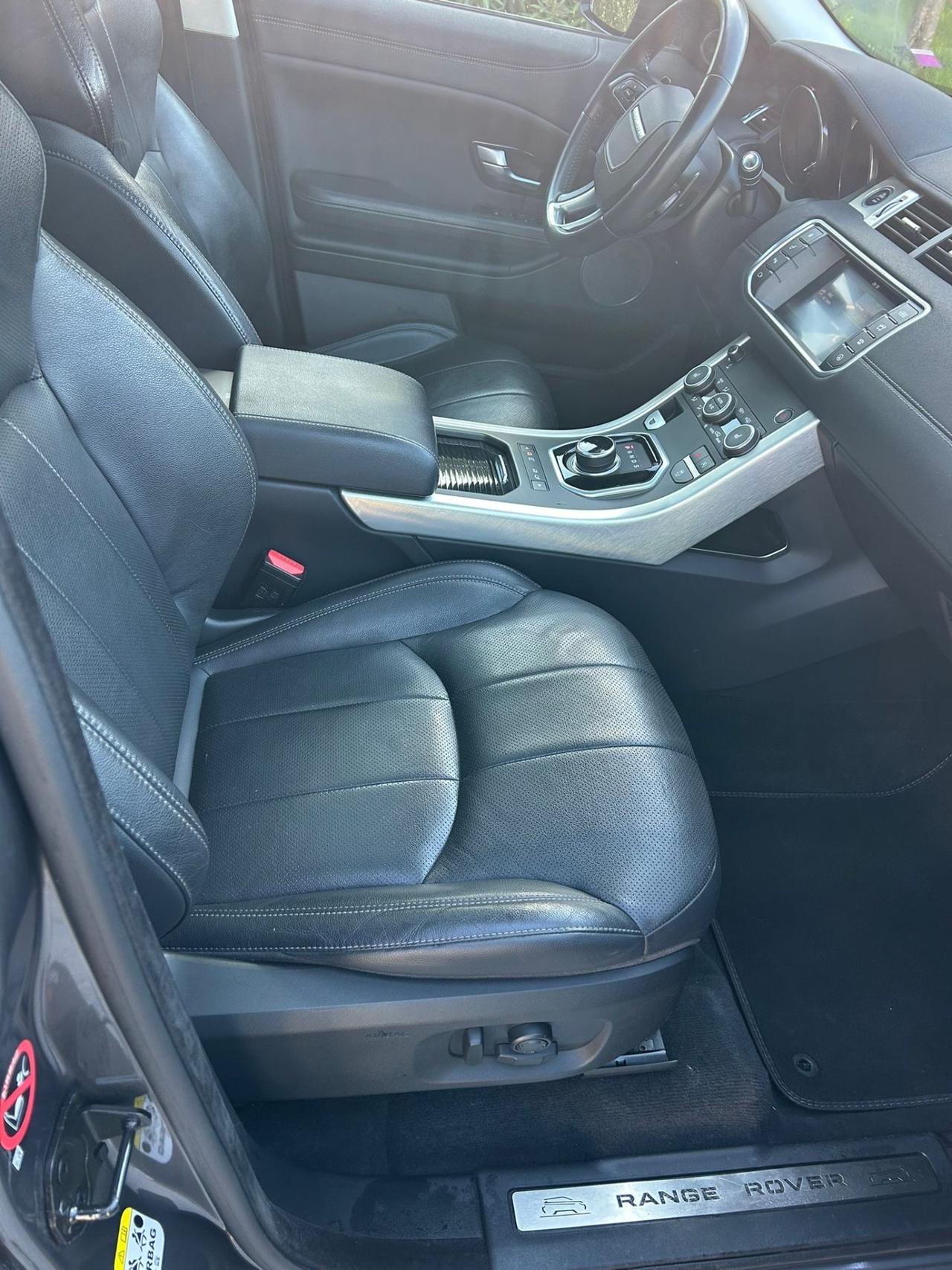 Land Rover Range Evoque 2.0 TD4 180 CV 5p. SE Dynamic