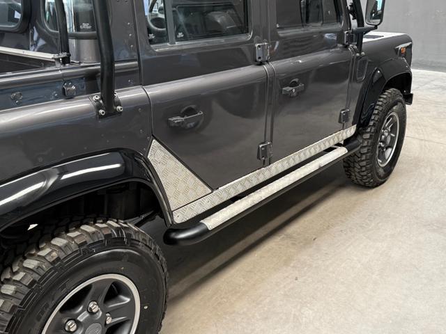 LAND ROVER Defender 110 TD5 CREW CAB TOMB RIDER *250 / MONDO*