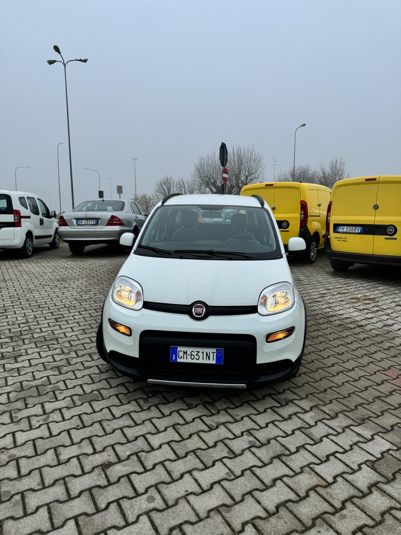 Fiat Panda 1.0 FireFly S&S Hybrid City Cross