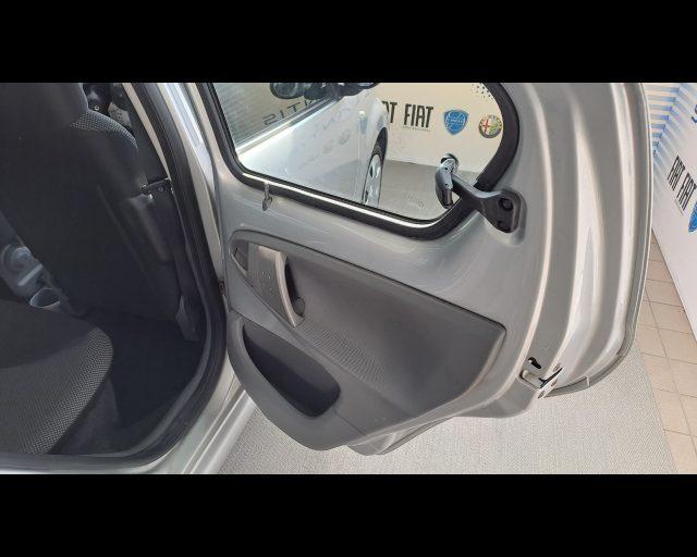 TOYOTA Aygo 5p 1.0 Sol FL - CAMBIO AUTOMATICO