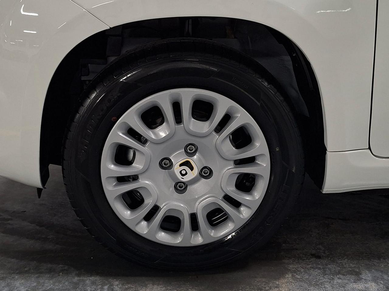 Fiat Panda 1.0 FireFly Hybrid 70CV Icon Km.0 (296)