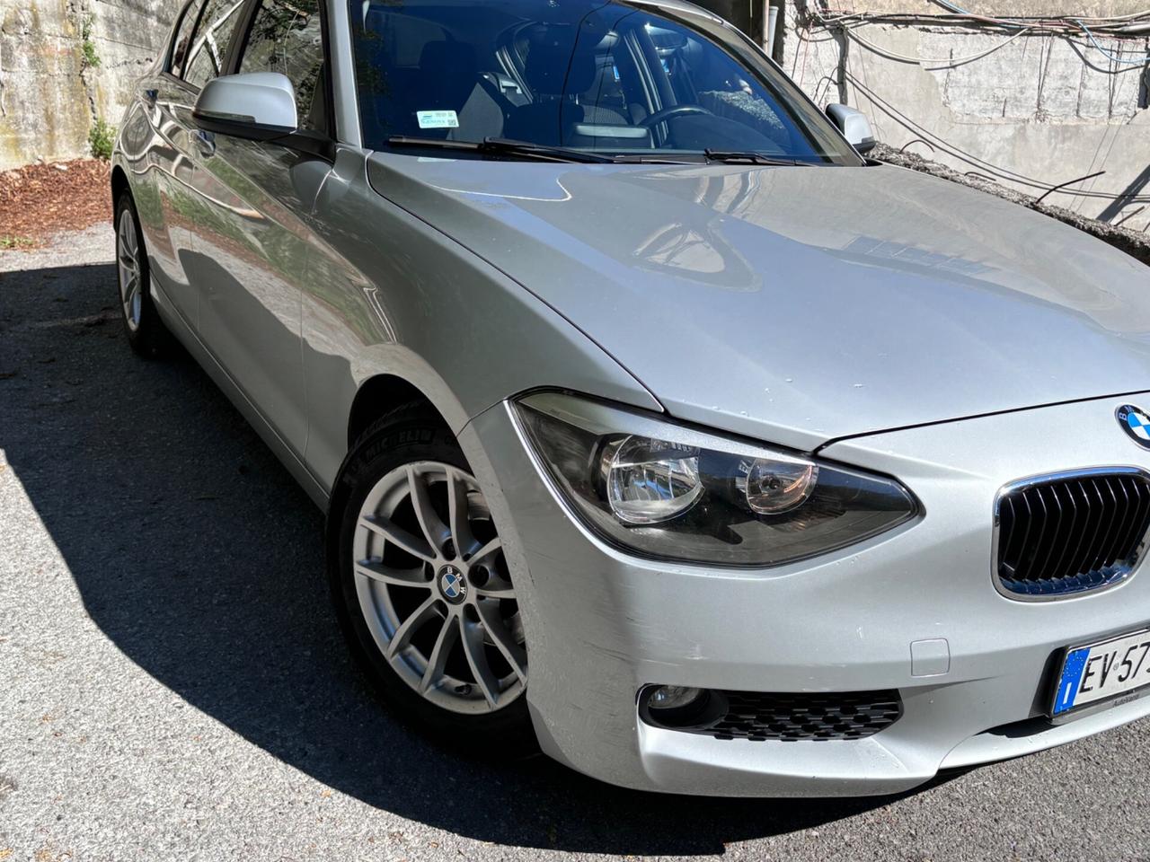 Bmw 116 116d 5p. Urban AUTOMATICO