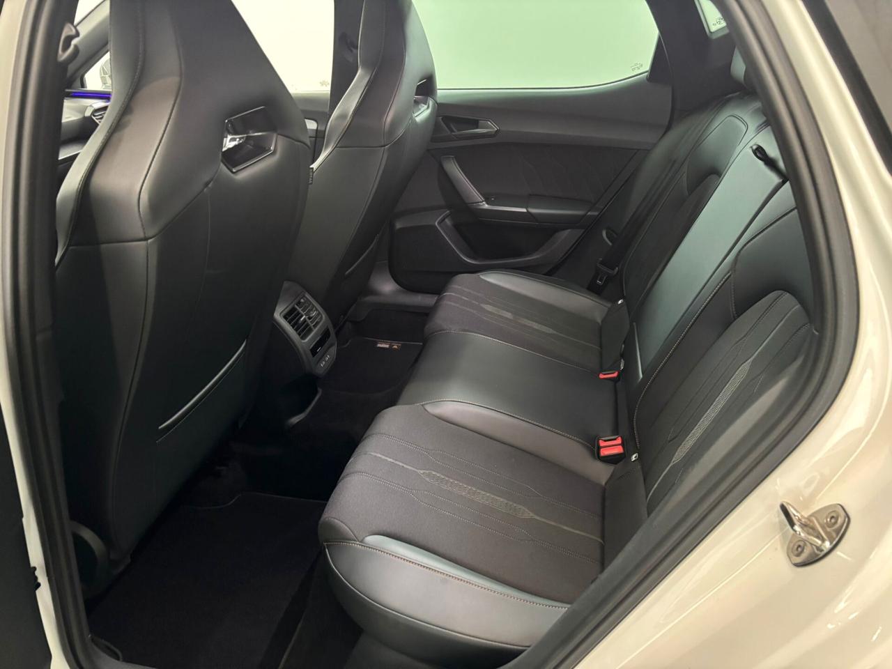 Cupra Leon 1.5 Hybrid 150 CV DSG
