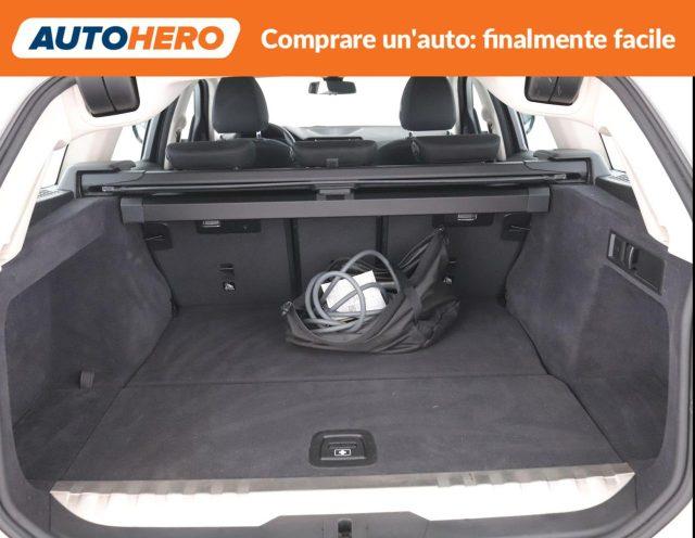 BMW 320 e Touring Business Advantage