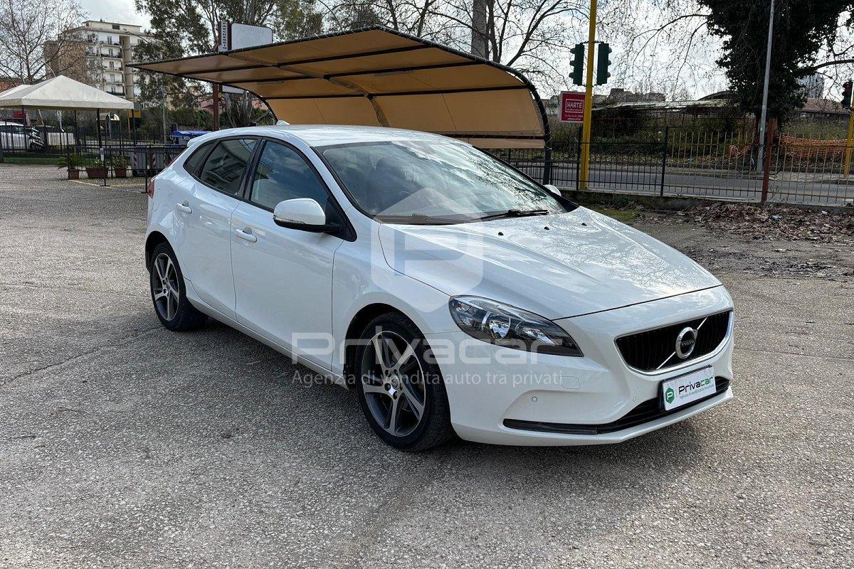 VOLVO V40 D2 Business