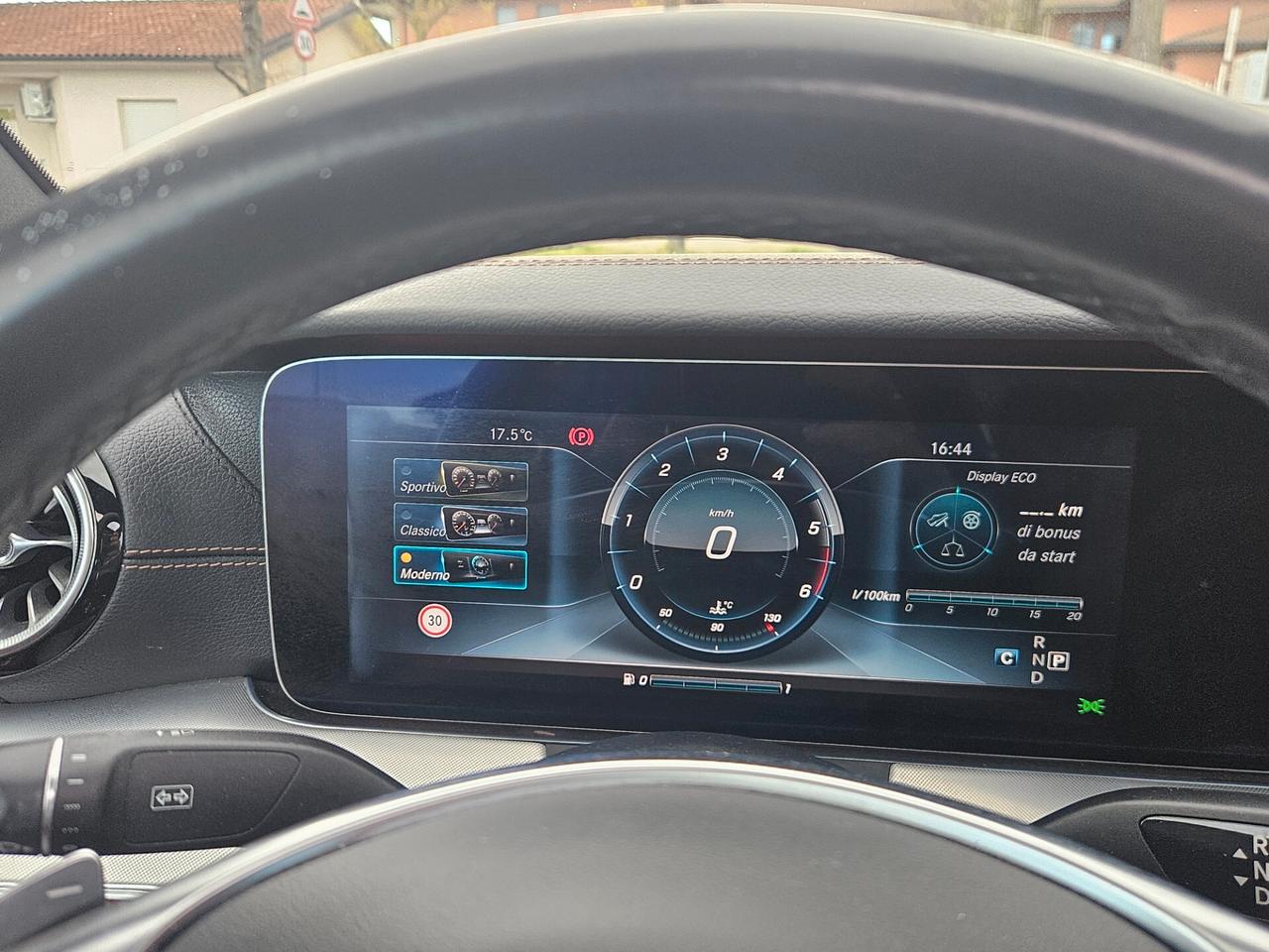 Mercedes-benz E 220 d 4Matic Premium Plus