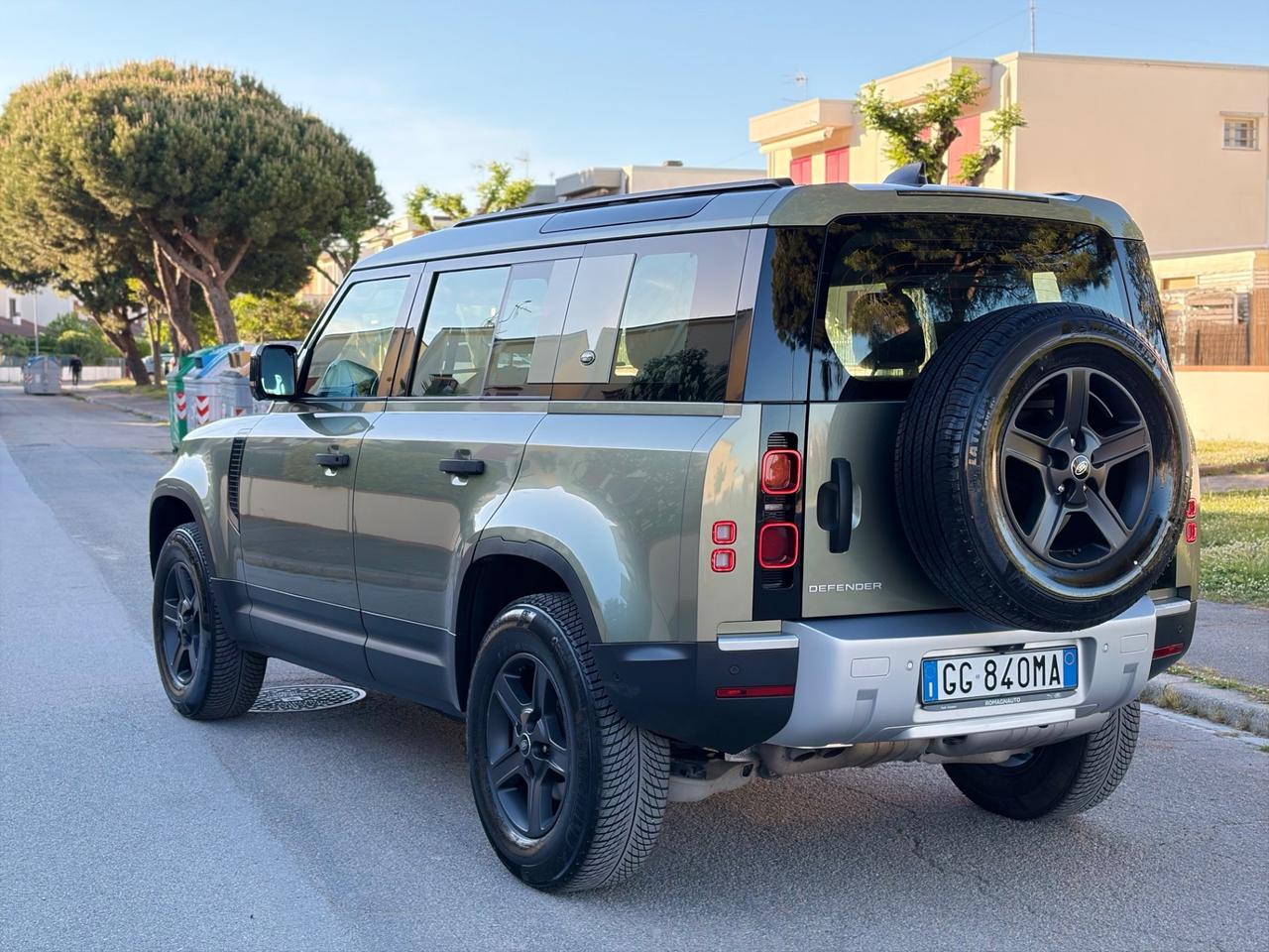 Land Rover Defender 90 3.0D I6 200 CV AWD Auto HSE