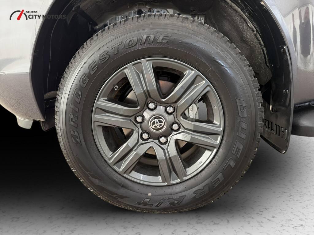 Toyota Hilux Double Cab 2.4 D-4D Lounge A/T