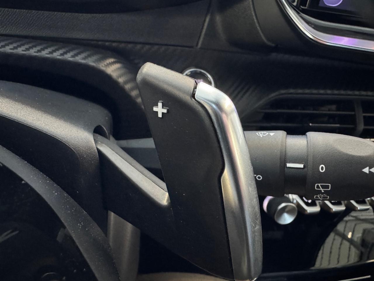 Peugeot 208 GT 1.2 hybrid 110CV e-dcs 6