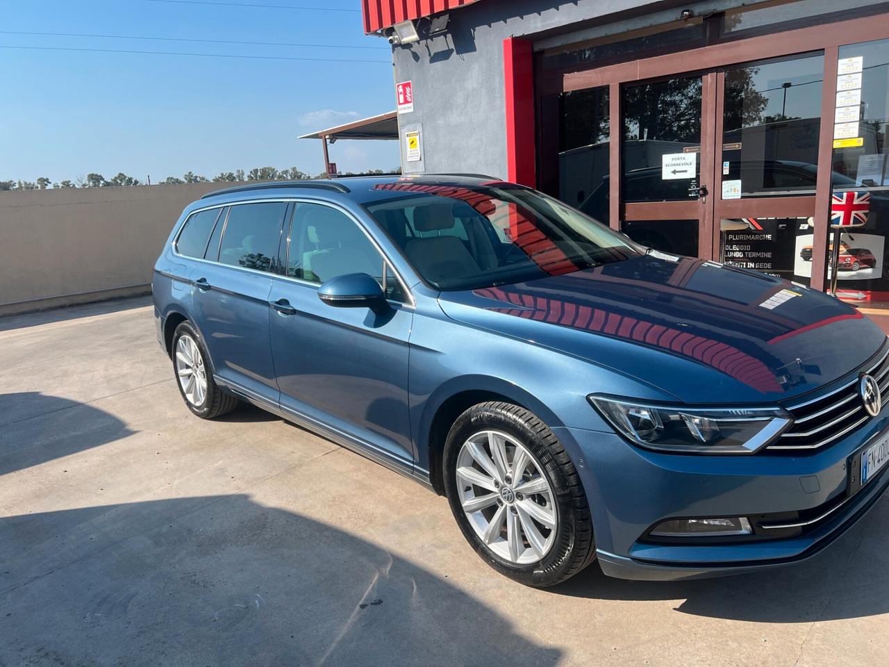 Volkswagen Passat station Wagon 1.6 TDI Automatica