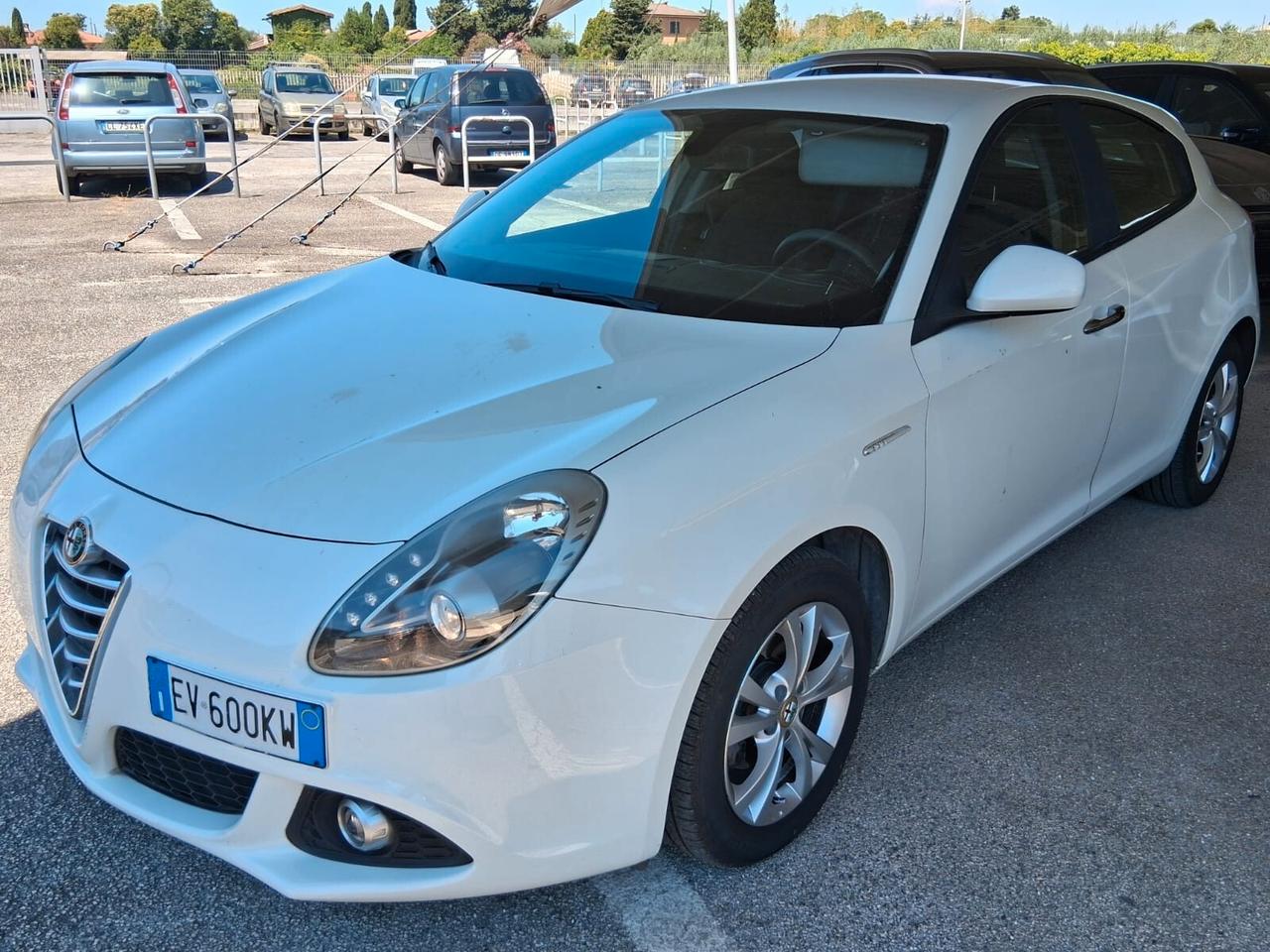 Alfa Romeo Giulietta 1.6 JTDm-2 105 CV Distinctive