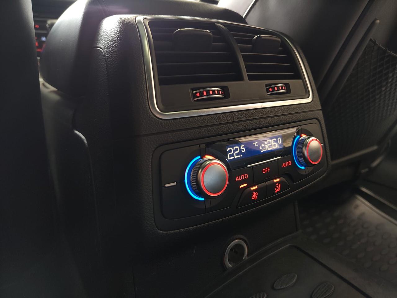 Audi A6 3.0TDI 272CV quattro S LINE/TETTO