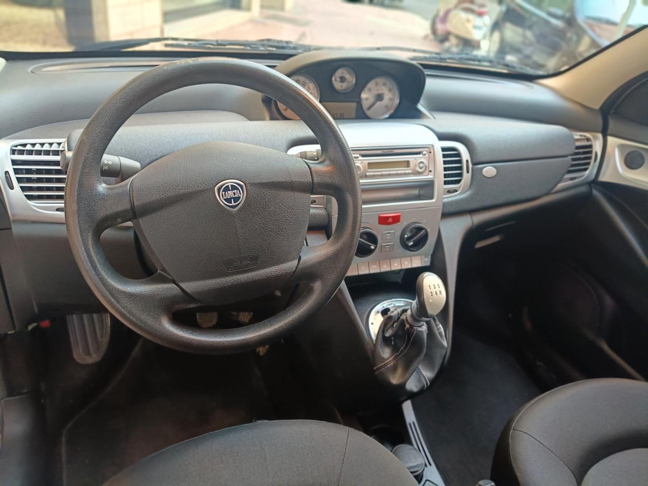 LANCIA YPSILON 1.2 DIVA-NEOPATENTATI-Euro 4790-