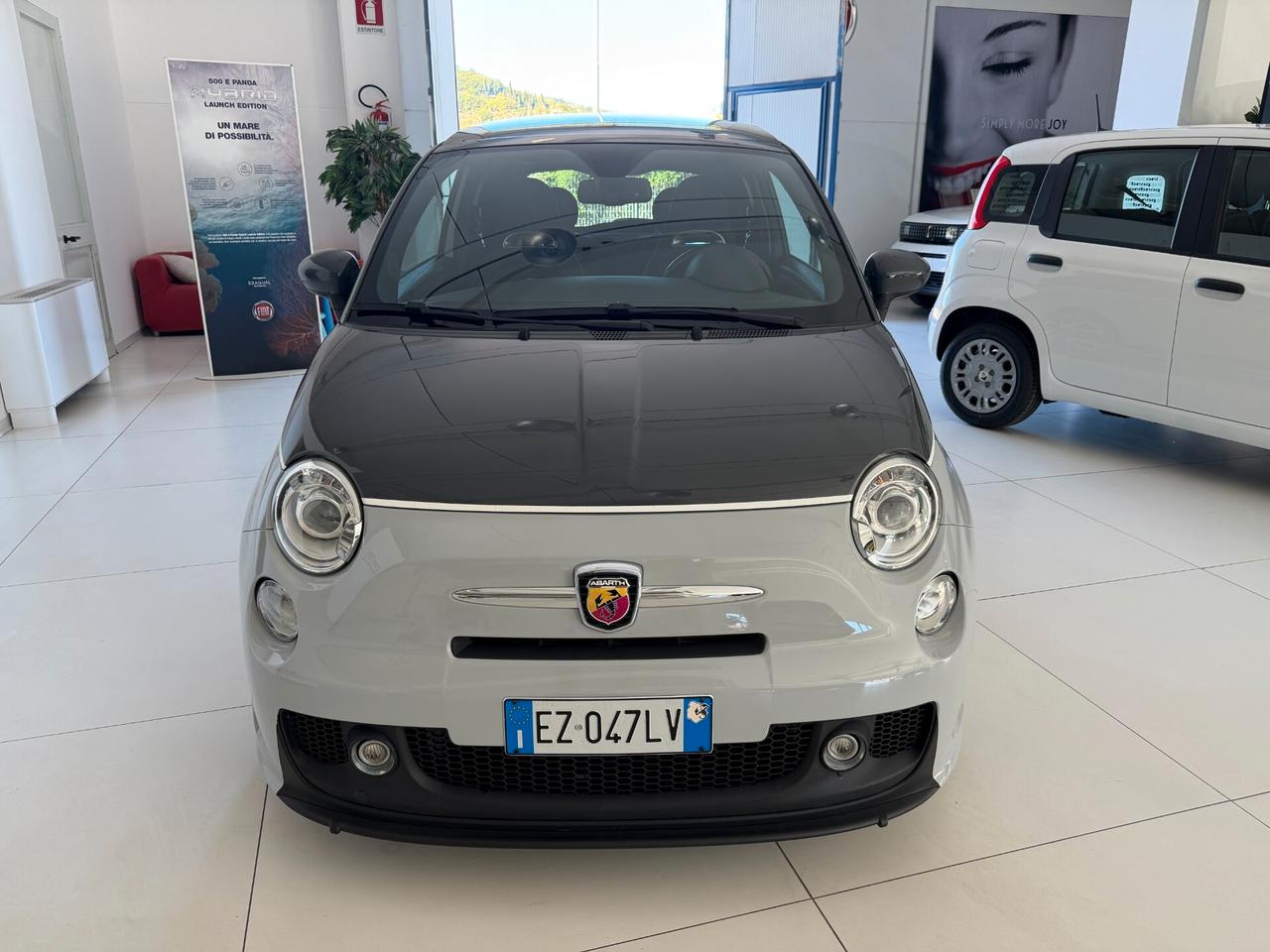 Abarth 500 1.4 Turbo T-Jet Custom