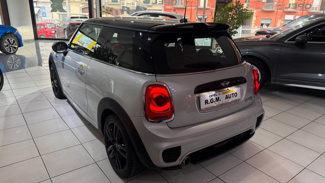 Mini Cooper D 116CV ALLESTIMENTO JOHN WORKS