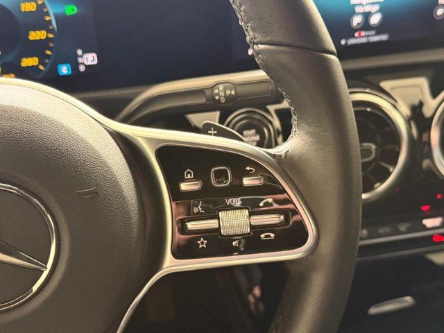 MERCEDES-BENZ A 180 d Automatic Sport