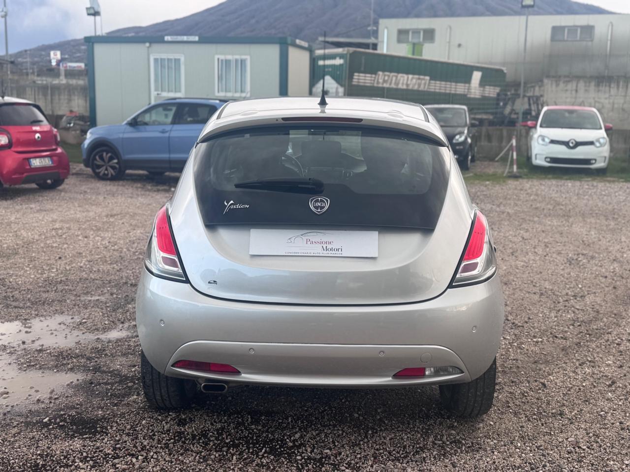 Lancia Ypsilon 1.2 69 CV 5 porte GPL Ecochic Gold