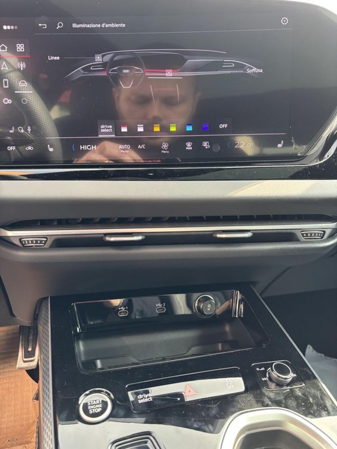 Audi A6 Avant TDI 150 kW S tronic S line edition MATRIX