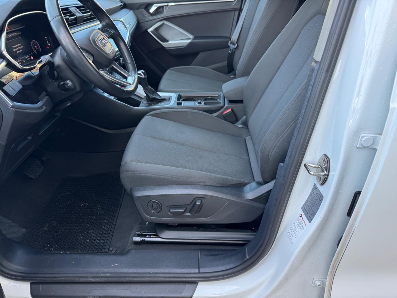 Audi Q3 35 TDI quattro S tronic line edition