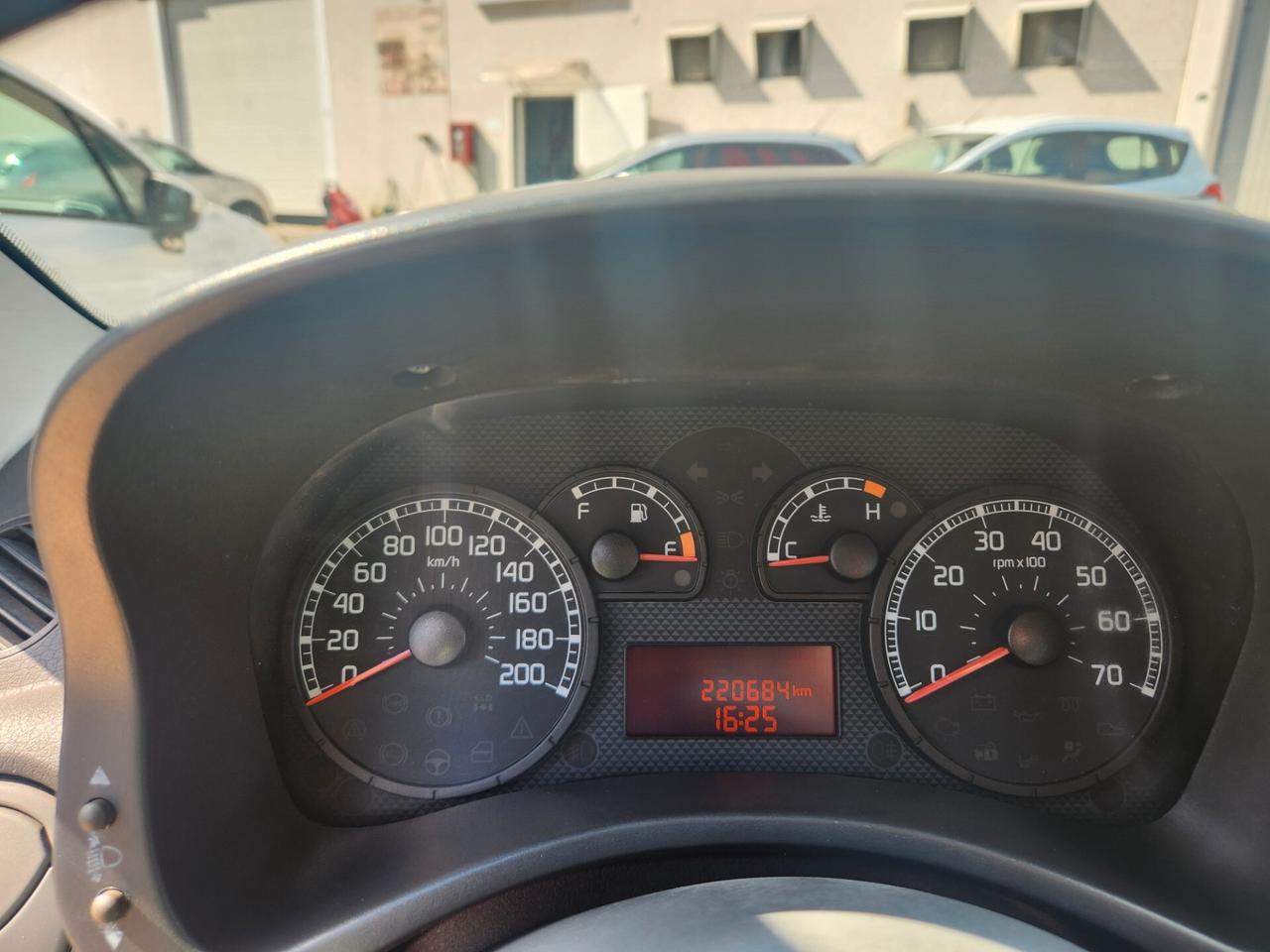 Fiat Panda 1.2 Cross Natural Power