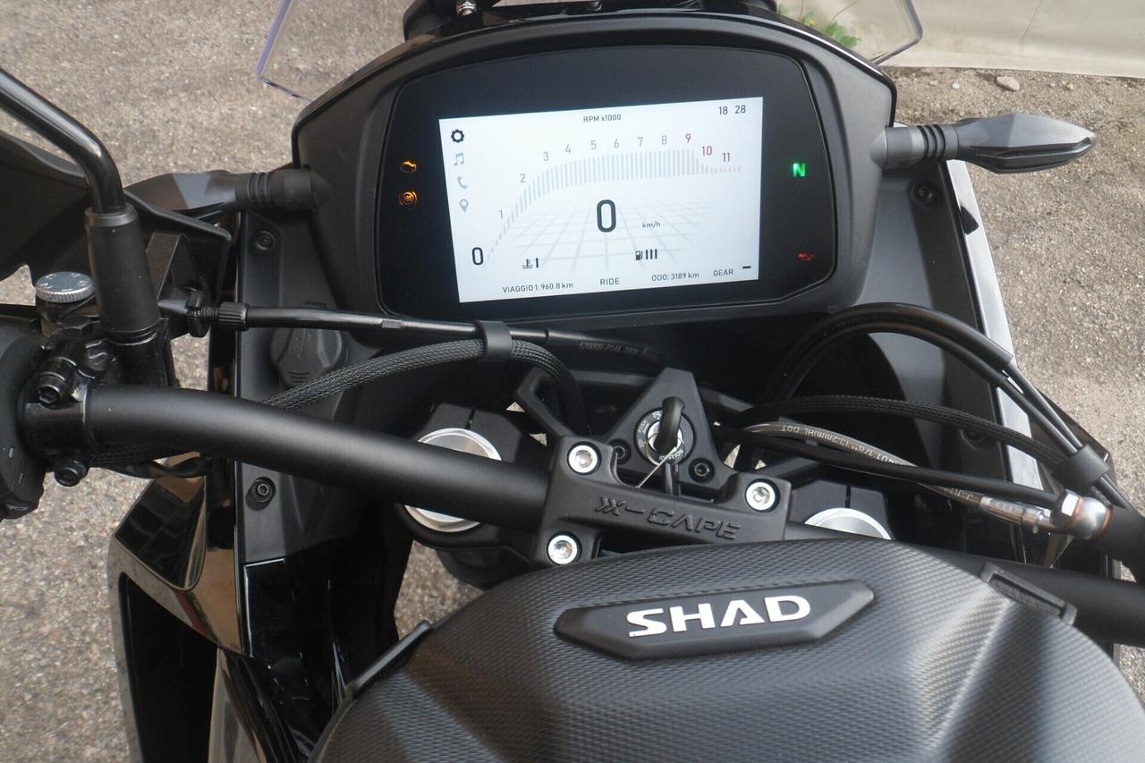 Moto Morini X-Cape 649 adventouring